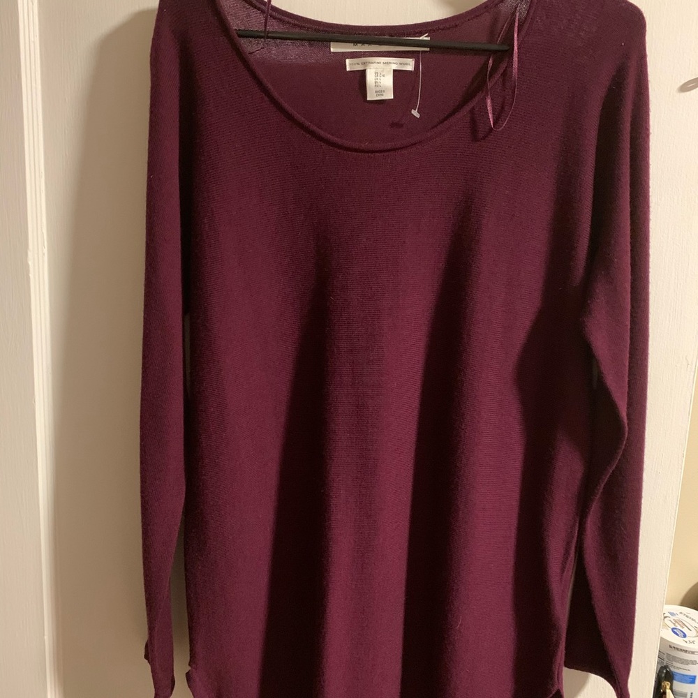 Women’s max studio sweater